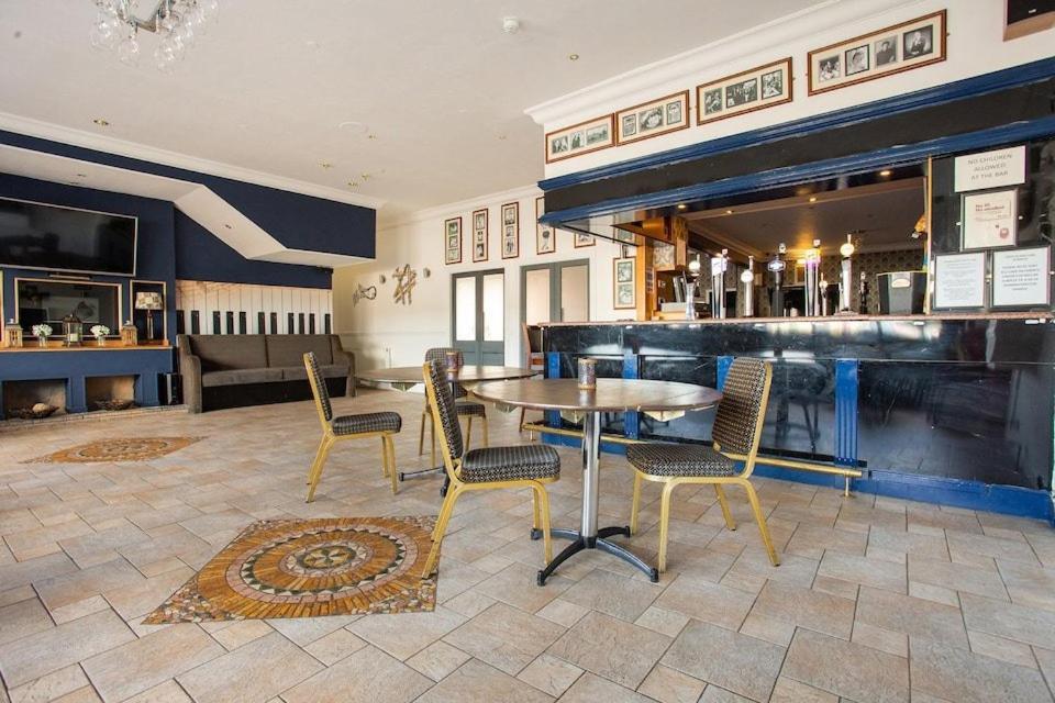קירקאלדי Beveridge Park Hotel מראה חיצוני תמונה