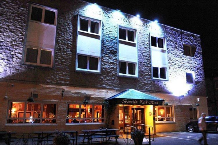 קירקאלדי Beveridge Park Hotel מראה חיצוני תמונה