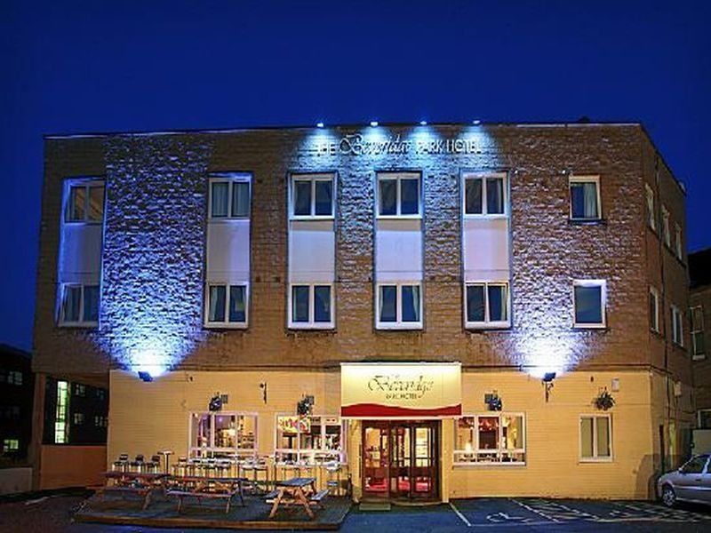 קירקאלדי Beveridge Park Hotel מראה חיצוני תמונה